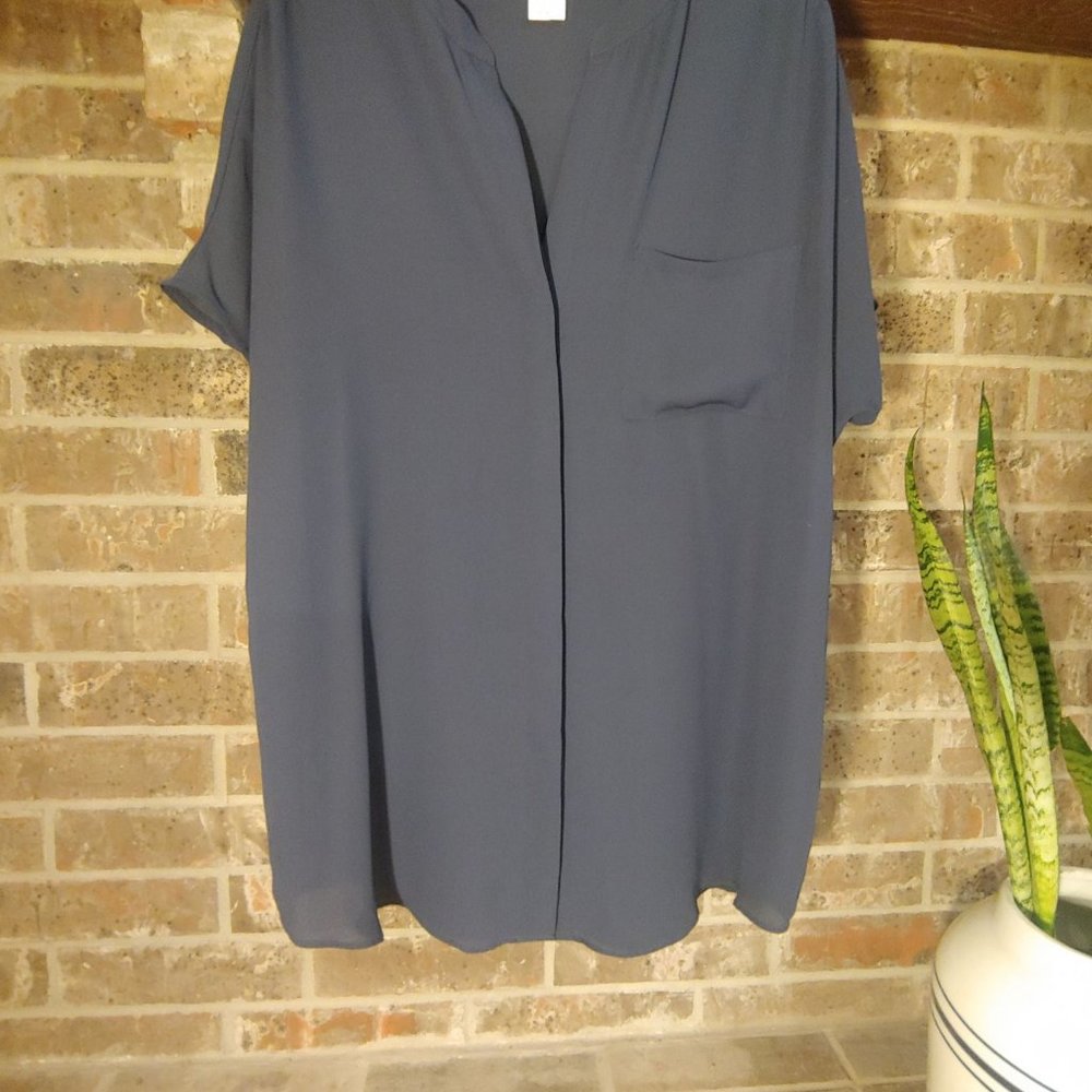 Adrienne Vittadini Business Casual Fashion Blouse